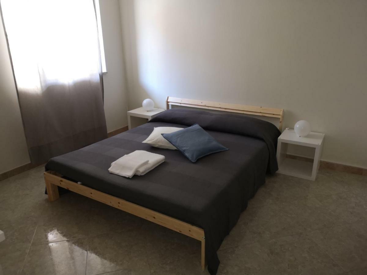 "Dint E Viche E Napule" Guest House ナポリ エクステリア 写真